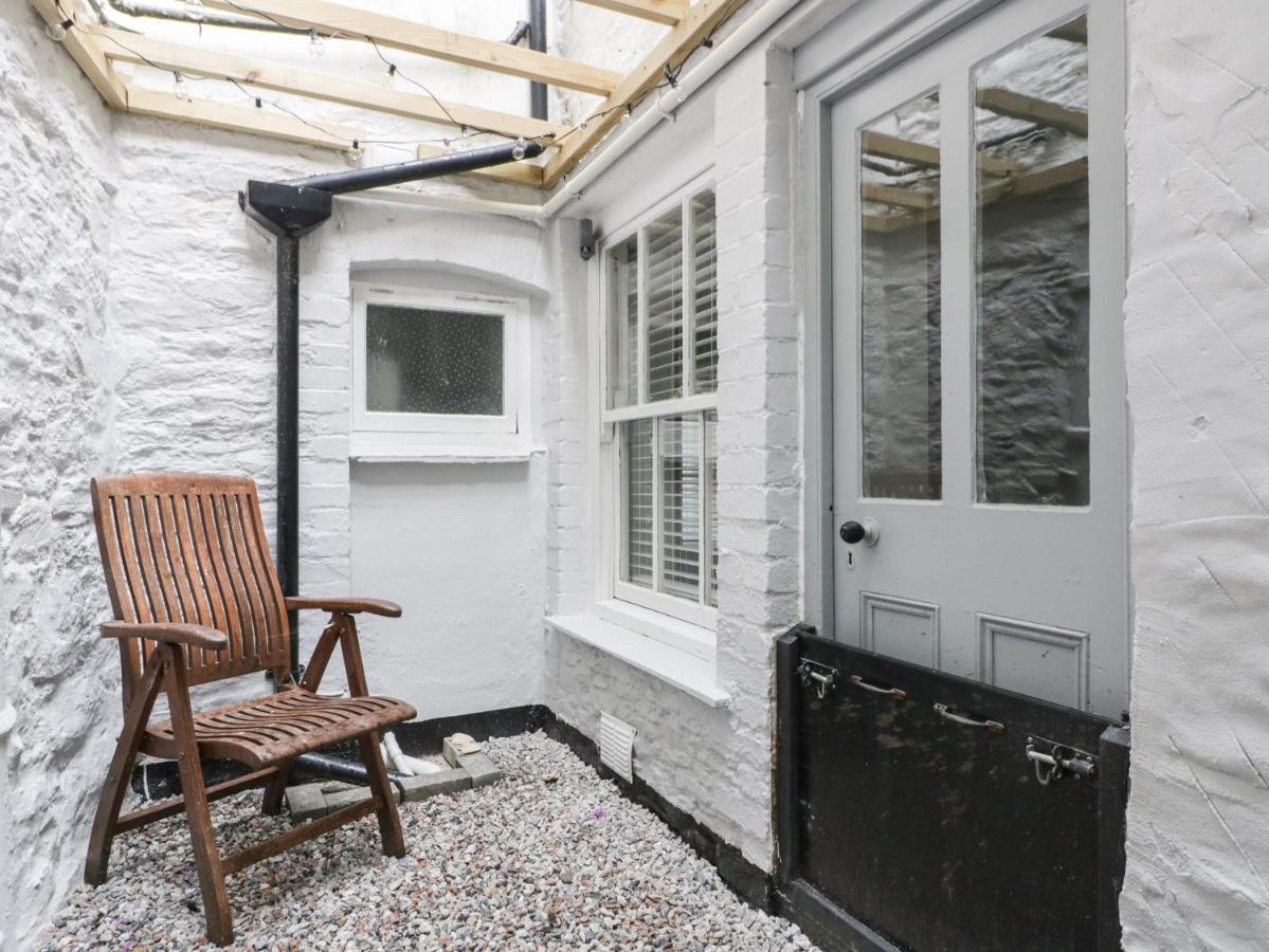 Bay Tree Cottage Лоо Екстер'єр фото