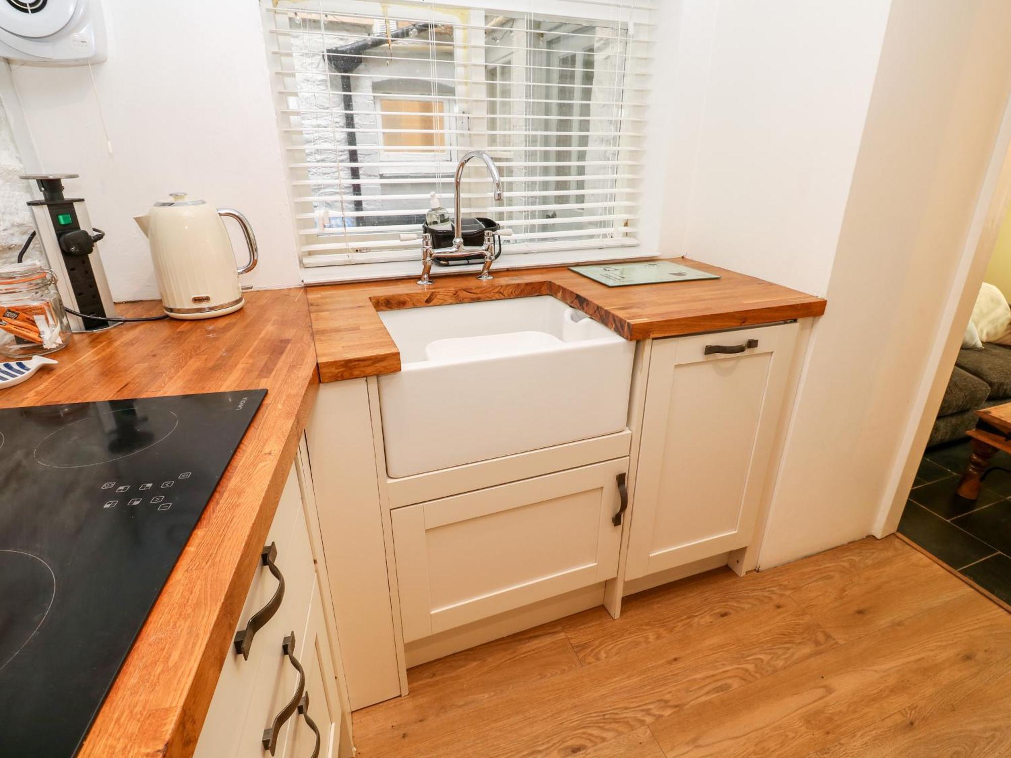 Bay Tree Cottage Лоо Екстер'єр фото